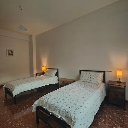 Apartment Per Uso Turistico Via Manfredo Camperio 11 *