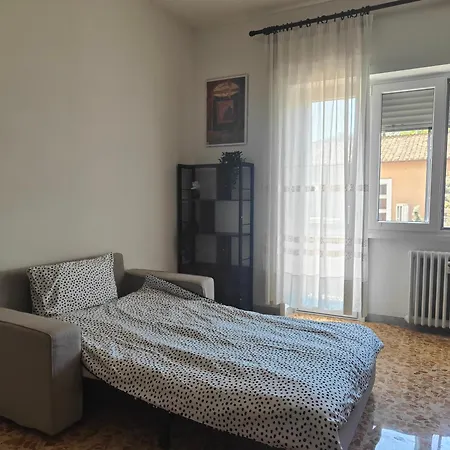 Large In Garbatella Near The Center Of *