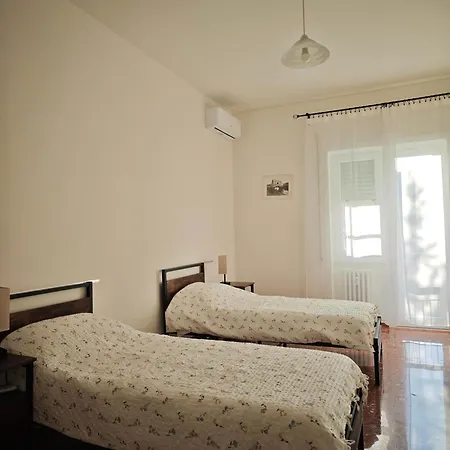 Apartament Cozy *