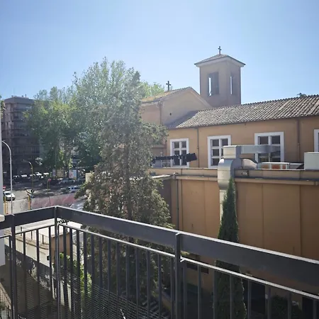 Large In Garbatella Near The Center Of